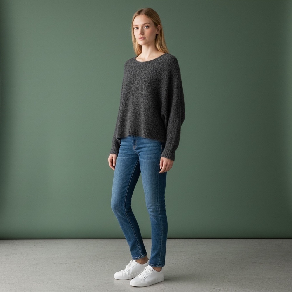 Leith Fuzzy Batwing Sweater. Gray. Small #418